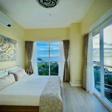 La Mirada Deluxe Suites With Oceanview