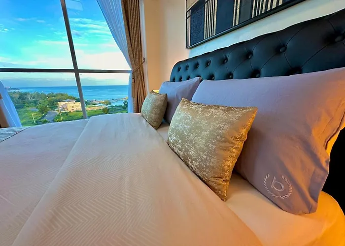 La Mirada Deluxe With Oceanview アパート *