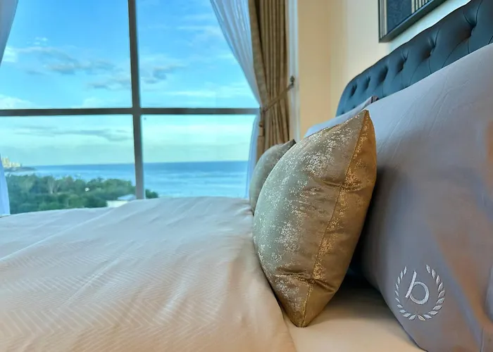 La Mirada Deluxe With Oceanview * マクタン