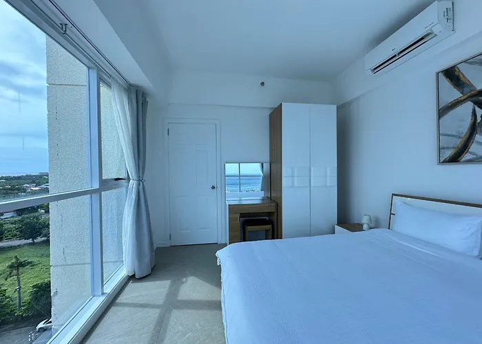 アパート La Mirada Deluxe With Oceanview マクタン